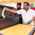 ஆர்.எஸ்.புரம் மாநகராட்சி கலையரங்கத்தில் மக்கும் மற்றும் மக்காத குப்பைகளை தரம் பிரித்து வழங்குவது குறித்த விழிப்புணர்வு கண்காட்சி