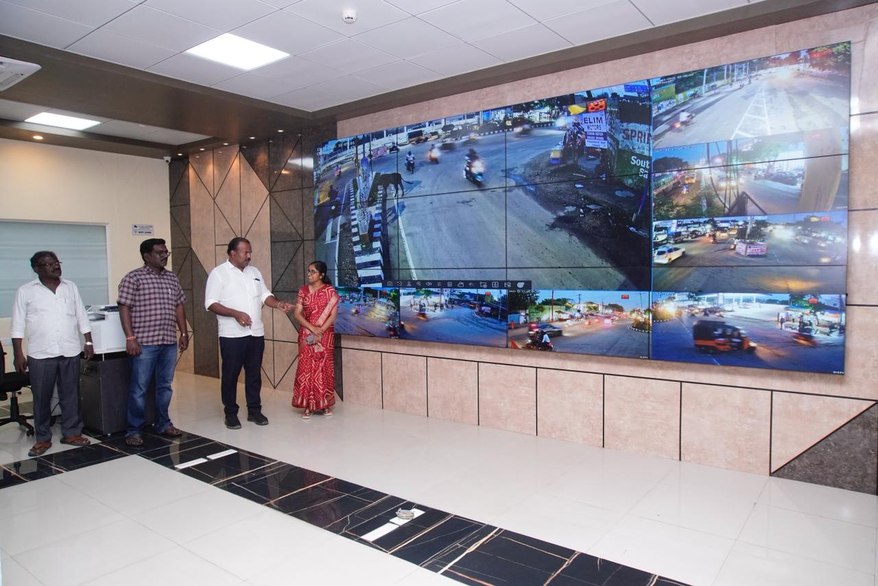 தூத்துக்குடி ரோட்டரி கிளப் சங்கத்தின் சார்பில் 48 கேமரா பொருத்தப்பட்டுள்ளது அதன் துவக்க விழா