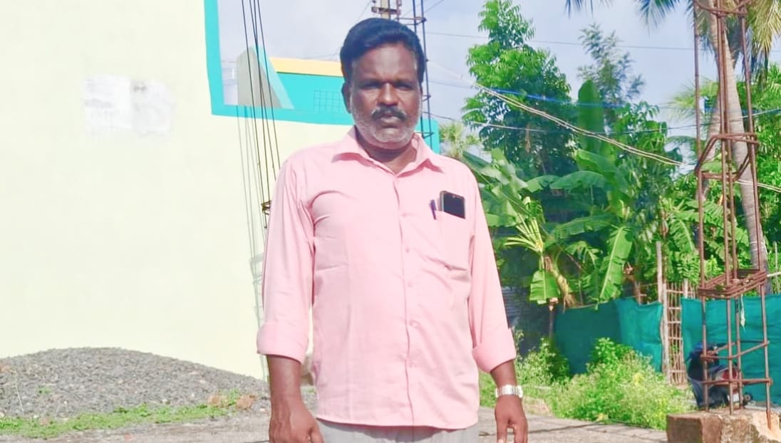 மதுராந்தகம் அருகே விவசாய நிலத்தில்  மின்சாரம் தாக்கி ஊராட்சி செயலர் பலி.