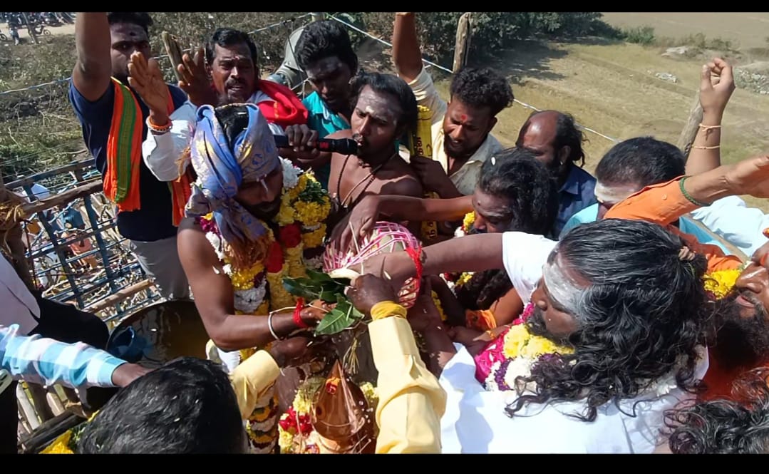 பச்சூர் அருகே சொத்தமலை கிராமத்தில் முப்பெரும் ஆலய மகா கும்பாபிஷேகம்