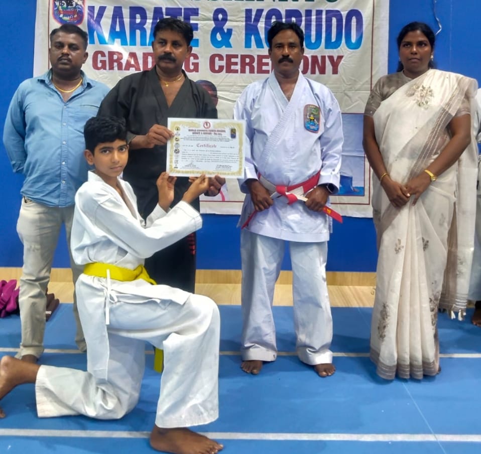 நாகர்கோவிலில் இஷின்ரியு கராத்தே பட்டமளிப்பு விழா