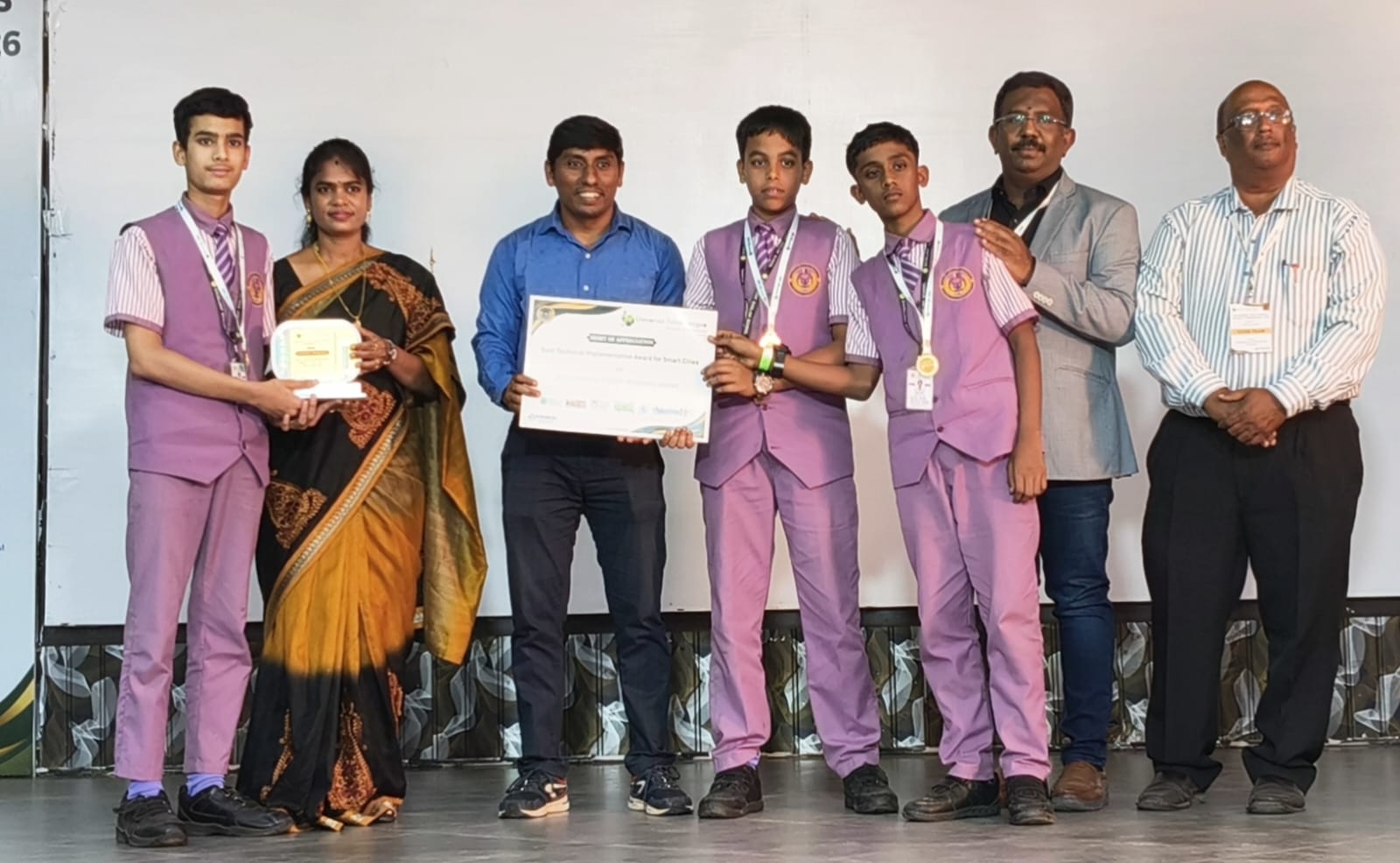 கோவையில் நடைபெற்ற யூனிவர்சல் ரோபோ லீக் போட்டி