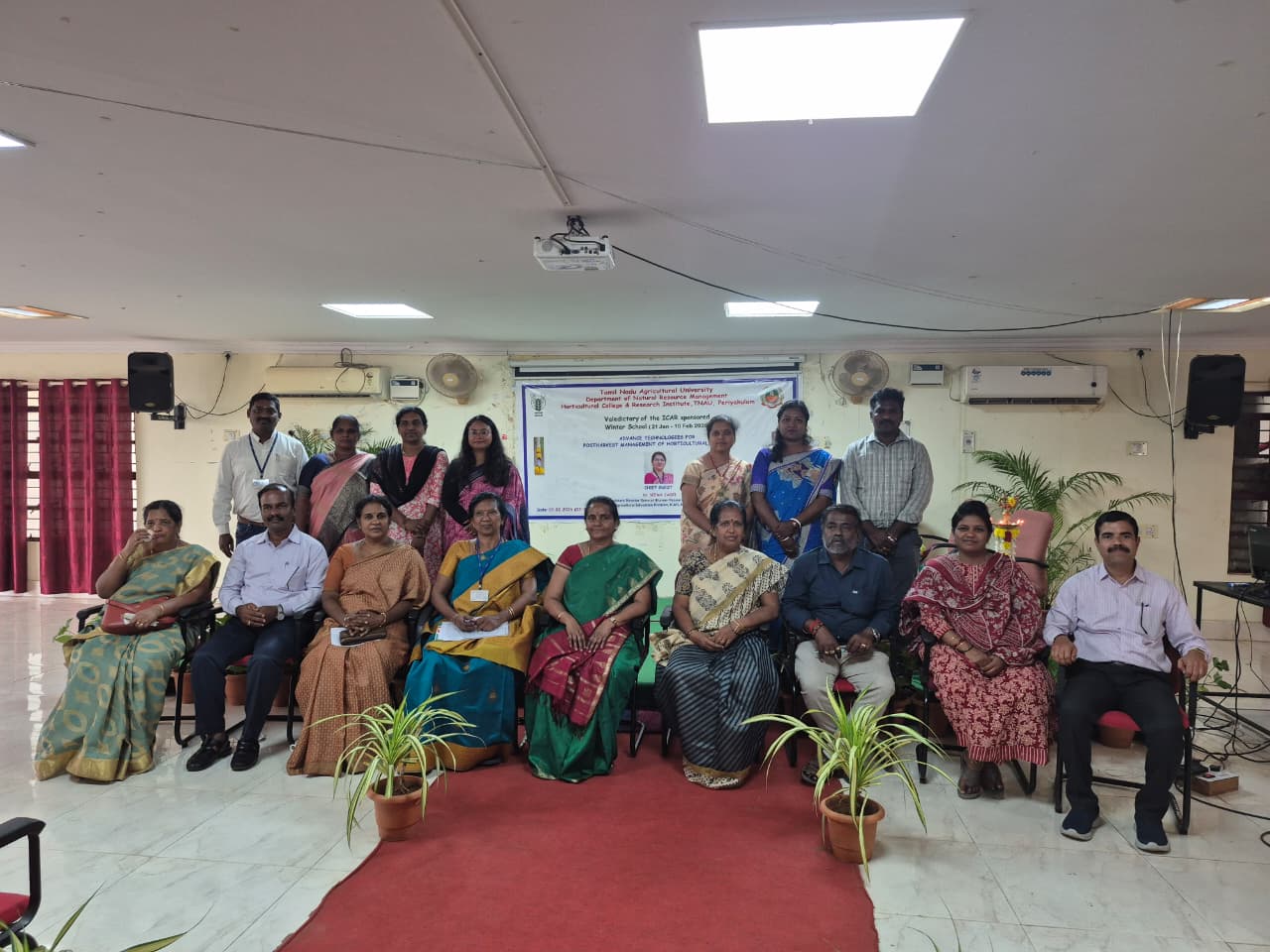 பெரியகுளம் தோட்டக்கலை கல்லூரி  ஆராய்ச்சி நிலையத்தில்  குளிர்கால பள்ளி பயிற்சி