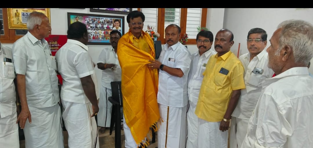 கம்பம் அருகே மாற்றுக் கட்சியினர் திமுகவில் இணைந்தனர்