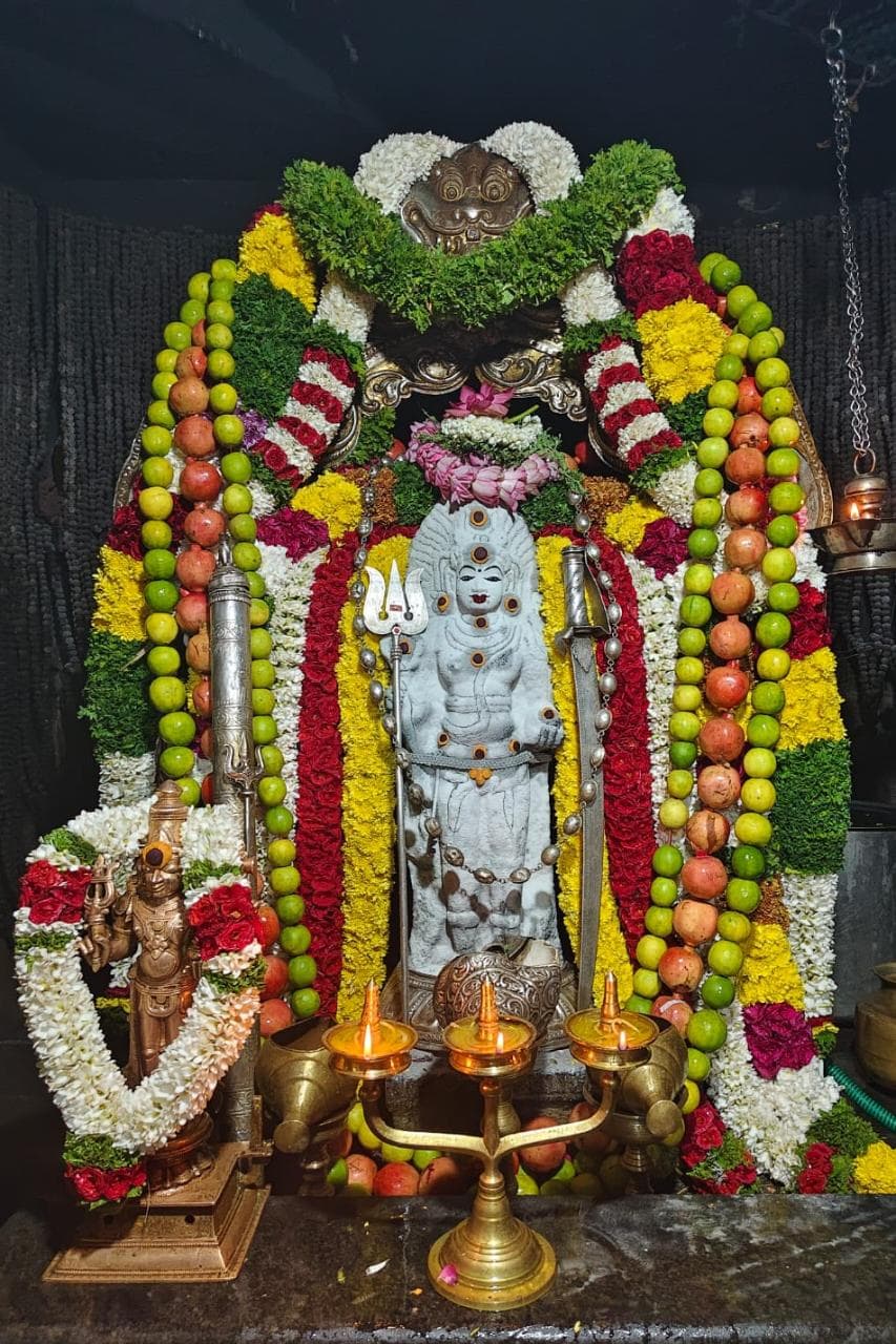 அதியமான்கோட்டை காள பைரவர் கோவிலில் தேய்பிறை அஷ்டமி