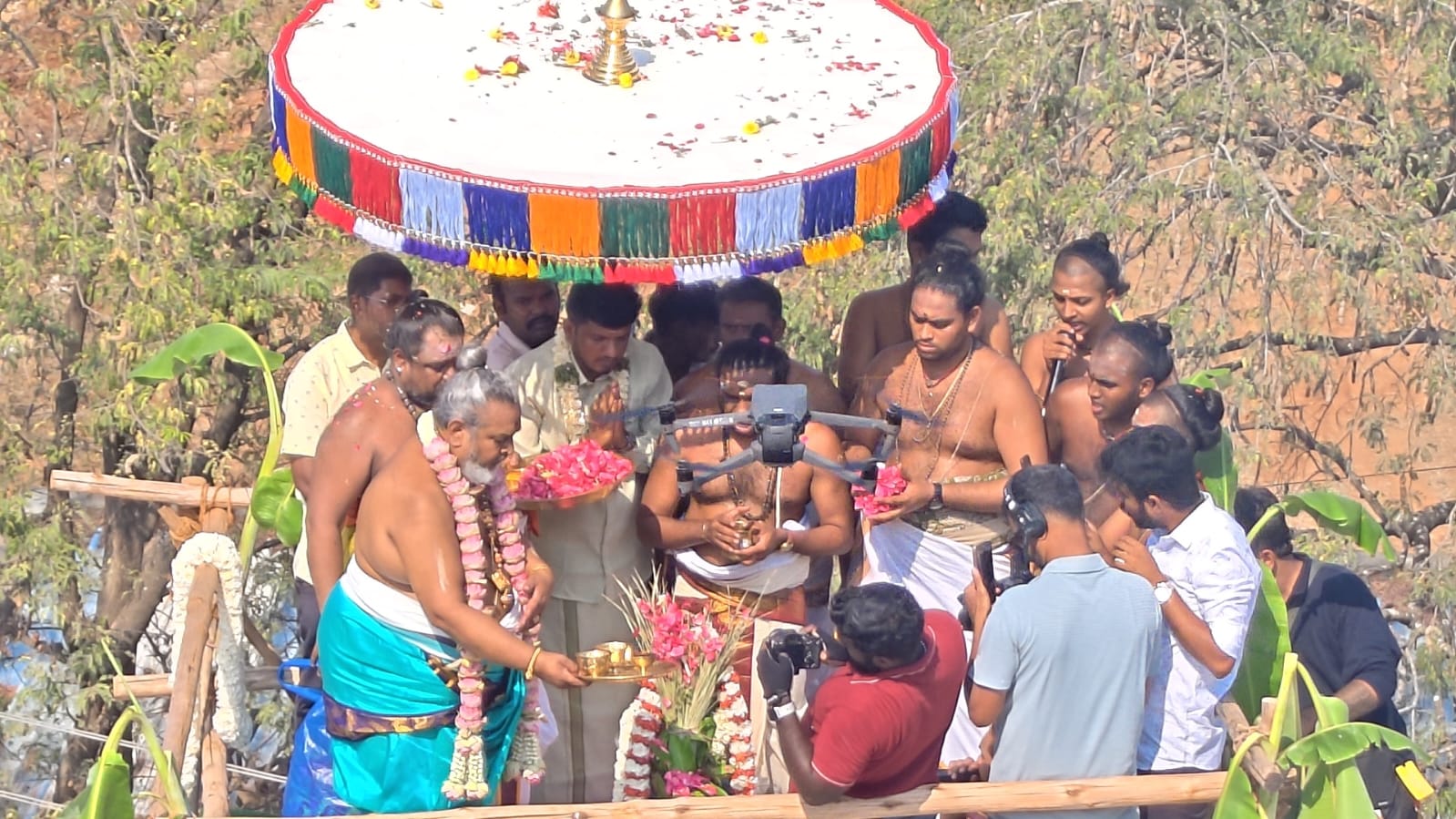 அனன்யாஸ் நானா நானி – ஏழாம் கட்ட இல்லங்கள் ஒப்படைப்பு