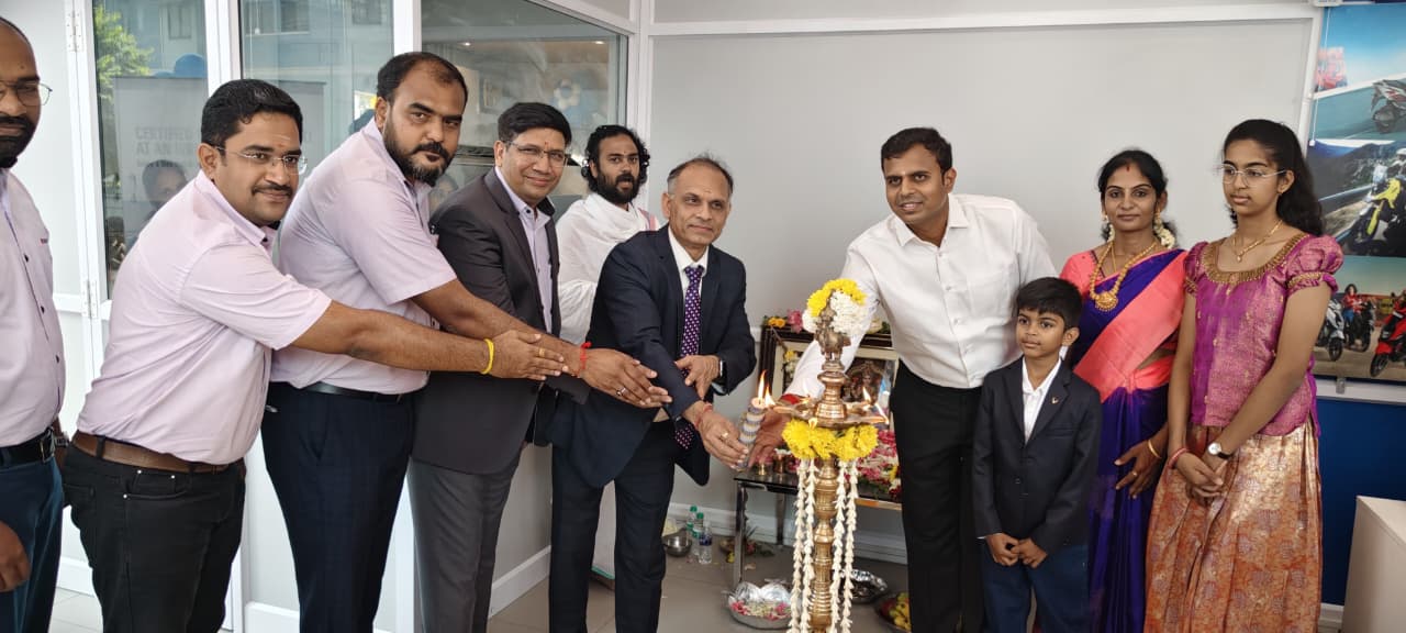 கோவையில் முதன் முறையாக அதர்வா சுசூகி பெஸ்ட் வேல்யூ ஷோரூம் துவக்கம்