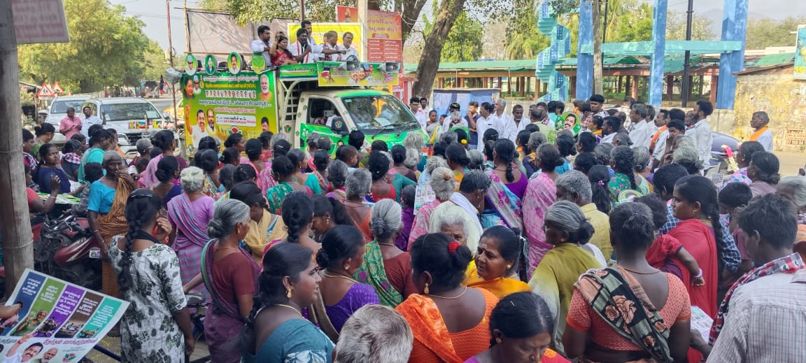 பாலமேட்டில் அதிமுக வேட்பாளர் மாணிக்கம் இரட்டை இலை சின்னத்திற்கு தீவிர வாக்கு சேகரிப்பு