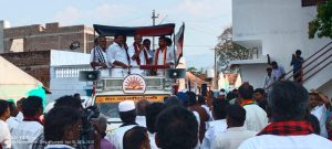 கிராமம் கிராமமாக  சென்று வாக்குகள் சேகரித்த பாப்பிரெட்டிப்பட்டி சட்டமன்ற திமுக வேட்பாளர் பி பழனியப்பன்