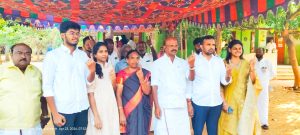 ஜனநாயக கடமை ஆற்றிய பாப்பிரெட்டிப்பட்டி சட்டமன்ற தொகுதி திமுக வேட்பாளர் பி.பழனி யப்பன்