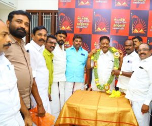 போடிநாயக்கனூர் தொகுதியில் திமுக வேட்பாளர்-  கூட்டணி கட்சிகளின் நிர்வாகிகளுக்கு நன்றி தெரிவித்த எம் எல் ஏ