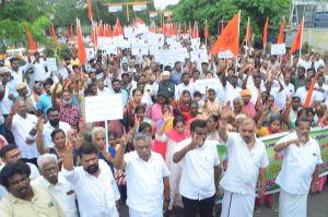 கோவையில் உதயநிதிக்கு எதிராக-இந்து முன்னணி’ கண்டன ஆர்ப்பாட்டம்