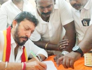 அரசியலில் நாகாீகமாக பேச வேண்டும்- தூத்துக்குடி சட்டமன்ற உறுப்பினர் ஸ்ரீநாத் அறிக்கை