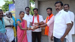 திருப்பூர் மாவட்டம் குண்டடம் பகுதியில் உலக பட்டினி தினம் முன்னிட்டு உணவு வழங்கல்