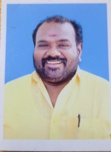 அங்கன்வாடி மையம் அருகே முள்புதர்கள், குப்பைகள் அகற்ற கோரிக்கை மாநகராட்சி மீது பாஜக நிர்வாகி குற்றச்சாட்டு