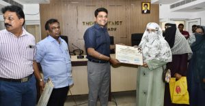 தேனி மாவட்ட கலெக்டர் அலுவலகத்தில் மக்கள் குறைதீர்க்கும் நாள் கூட்டம்
