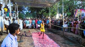 திருமருகல்மகாமாரியம்மன் கோவிலில் தீமிதி திருவிழா