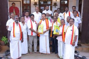 கம்பம் நகரில் எம்எல்ஏ முன்னிலையில் மாற்றுக் கட்சியினர்