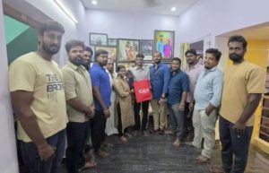 காமயகவுண்டன்பட்டி இளைஞர் மன்றம் சார்பில் கீர்த்தி சக்ரா விருது பெற்றவருக்கு வாழ்த்து