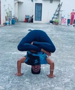 சர்வதேச யோகா தினம்: யோகாவின் மகத்துவத்தை தன் கலைகளால் உணர்த்திய ‘யுஎம்டி’ ராஜா!