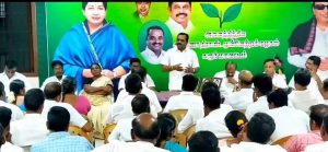 கரூர் மாவட்ட வழக்கறிஞர்கள் அணி நிர்வாகிகள் ஆலோசணைக் கூட்டம்