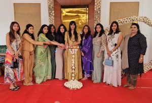 இந்திய பாரம்பரியத்தை பிரதிபலிக்கும் ‘டேல்ஸ் ஆஃப் இந்தியா’ ஆடைகள் கோவையில் அறிமுகம்