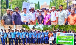 போதை ஒழிப்பு விழிப்புணர்வு நாளை முன்னிட்டு மதுரை காந்தி அருங்காட்சியகத்தில் விழிப்புணர்வு மனிதச் சங்கிலி
