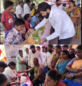 புழலில் தமிழக முதலமைச்சரின் பிறந்த நாளை முன்னிட்டு இலவச மருத்துவம்அன்னதானம் வழங்கும் நிகழ்ச்சி