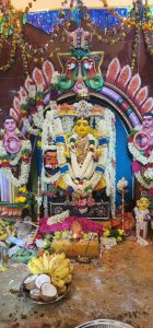 பாலமேடு பாறைகருப்புசுவாமி முத்தாலம்மன்கோவில் பொங்கல் உற்சவ விழா நடைபெற்றது