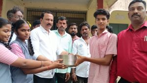 சர்வதேச சட்ட உரிமைகள் கழகத் தலைவர்  வழக்கறிஞர் T.G. மனோகர் பிறந்தநாளை முன்னிட்டு மாணவர்களுக்கு நலத்திட்ட உதவிகள்