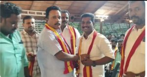 கம்பத்தில் மாற்றுக் கட்சியினர் தமிழக வெற்றி கழகத்தில் இணைந்தனர்