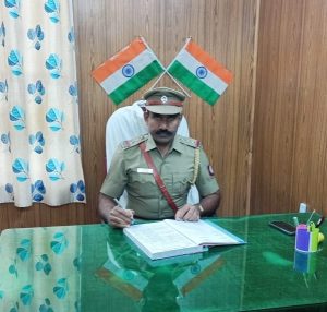 வால்பாறையில் புதிய காவல் ஆய்வாளர் பொறுப்பேற்பு