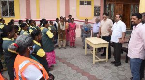 திருவாரூரில் சிறை, தூய்மை பணிகள், மாணவியர் விடுதி உள்ளிட்ட பல்வேறு இடங்களில் மாவட்ட ஆட்சியர் மோகனச்சந்திரன் திடீர் ஆய்வு