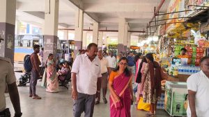 அண்ணா பேருந்து நிலையத்தில் மேயர் ஜெகன் திடீர் ஆய்வு