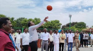 வேப்பூர் பகுதியில் பல்வேறு திட்டப் பணிகளை மாவட்ட ஆட்சியர் சிபி ஆதித்யா செந்தில்குமார் ஆய்வு செய்தார்