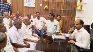 கப்பல் கட்டுதளம் இடம் மாற்றம் செய்ய விட்டால் மிகப்பெரிய போராட்டம் அமைச்சர் ஸ்ரீநாத் எந்த முடிவும் சொல்லவில்லை உப்பு உற்பத்தியாளர்கள்