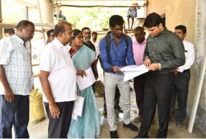 உத்தமபாளையம் அருகே பேரூராட்சிகளில் வளர்ச்சி திட்டப் பணிகள் மாவட்ட ஆட்சியர் ஆய்வு