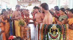 ஸ்ரீ பூங்காவனத்தம்மன் கோவிலில் ஆடி 2-ம் வெள்ளிக்கிழமை சிறப்பு பூஜை மற்றும் அன்னதானம்!