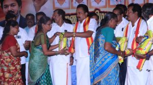 கம்பம் நகரில் எம்எல்.ஏ. தலைமையில் தமிழக வெற்றி கழகத்தில் இணைந்த மாற்றுக் கட்சியினர்