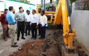 கம்பம் நகராட்சியில் வளர்ச்சி பணிகள் மாவட்ட ஆட்சித் தலைவர் ஆய்வு