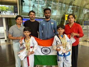 சர்வதேச டேக்வாண்டோ போட்டியில் கோவை டேக்வாண்டோ அகாடமியில் பயிற்சி பெற்ற 2 சிறுவர்கள், 5 பதக்கங்கள் வென்று அசத்தல்