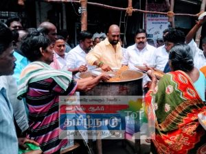முதலமைச்சர் என். ரங்கசாமி பிறந்தநாளை முன்னிட்டு வில்லியனூர் தொகுதி முழுவதும் அன்னதானம்