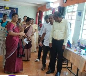 கம்பம் ஸ்ரீ ஆதி சுஞ்சனகிரி மகளிர் கல்லூரியில் கல்லூரிச் சந்தை மாதிரி விளக்க கண்காட்சி