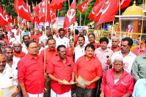 19 அம்ச கோரிக்கைகளை வலியுறுத்தி இந்திய கம்யூனிஸ்ட் கட்சியின் மக்கள் சந்திப்பு நடைப்பயணம் கோவையில் தொடக்கம்