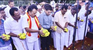 முல்லைப் பெரியாறு அணையில் இருந்து நீர்வளத்துறை சார்பாக முதல் போக சாகுபடிக்கு தண்ணீர் திறந்து வைத்த மாவட்ட ஆட்சித் தலைவர்