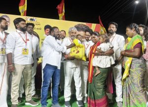 திண்டுக்கல்லில் தமிழக வெற்றிக் கழகம் சார்பில் 100 நாட்கள் சாதனை விளக்க பொதுக்கூட்டம்.