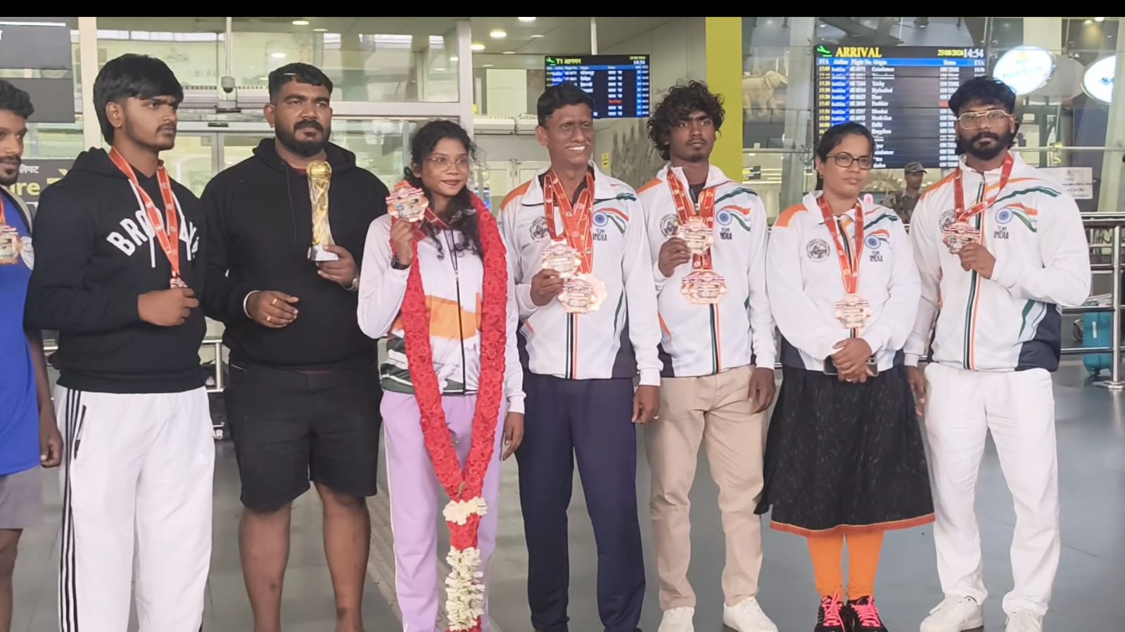 பவர் லிப்டிங் போட்டியை அங்கீகரிக்க வேண்டும்- தங்கம் என்ற வீராங்கனை தமிழக அரசுக்கு கோரிக்கை