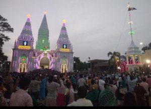 பூண்டிமாதா பேராலயத்தில் “அன்னை மரியாளின் பிறப்புப் பெருவிழா” கொடியேற்றத்துடன் துவங்கியது.