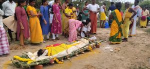 வேலங்குடி சீதாளதேவி புத்தடி பாடைகட்டி மாரியம்மன் கோவிலில் ஆவணித்திருவிழா