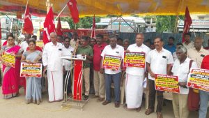 ஸ்டெர்லைட் துப்பாக்கிச்சூடு: முதல்வர் விஜய் இரட்டை நிலைப்பாடு எடுத்துள்ளார் – பாலகிருஷ்ணன்